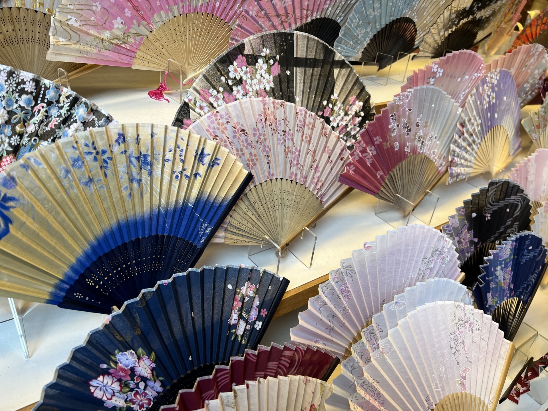 Sensu (Japanese folding fan)