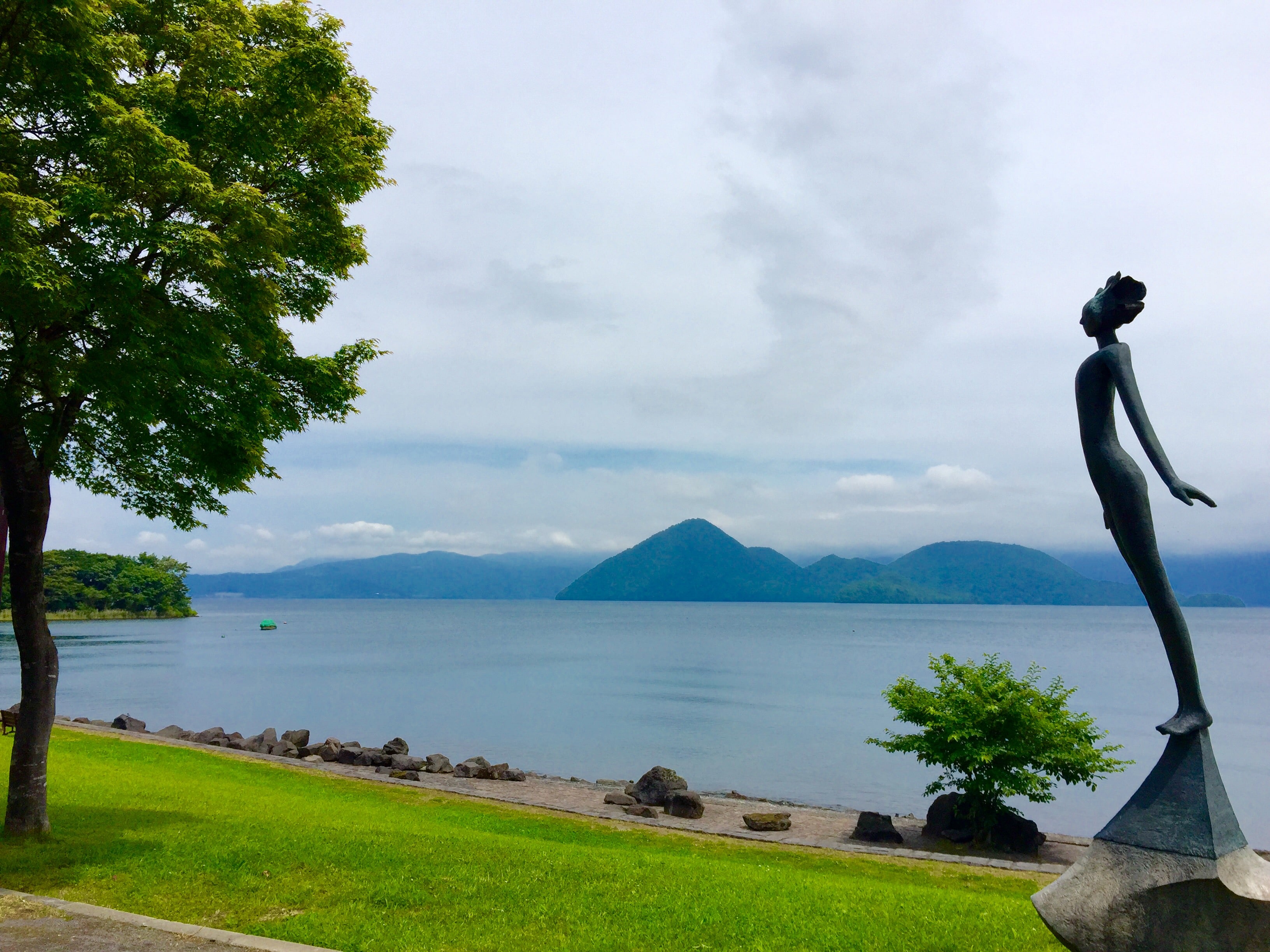 sculpture at lake toya