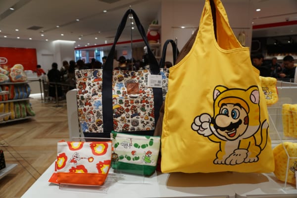 Bags Mario