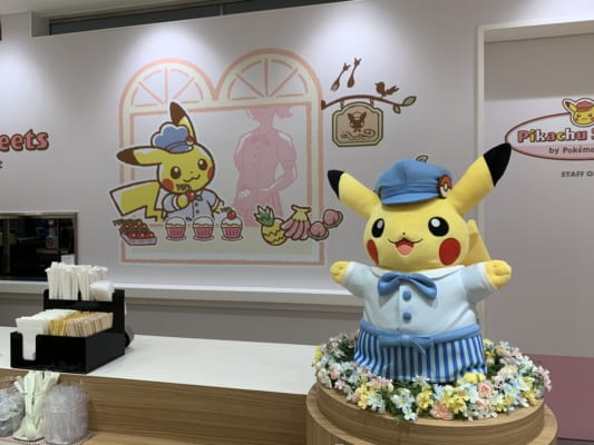 Pikachu Sweets by Pokémon Cafe