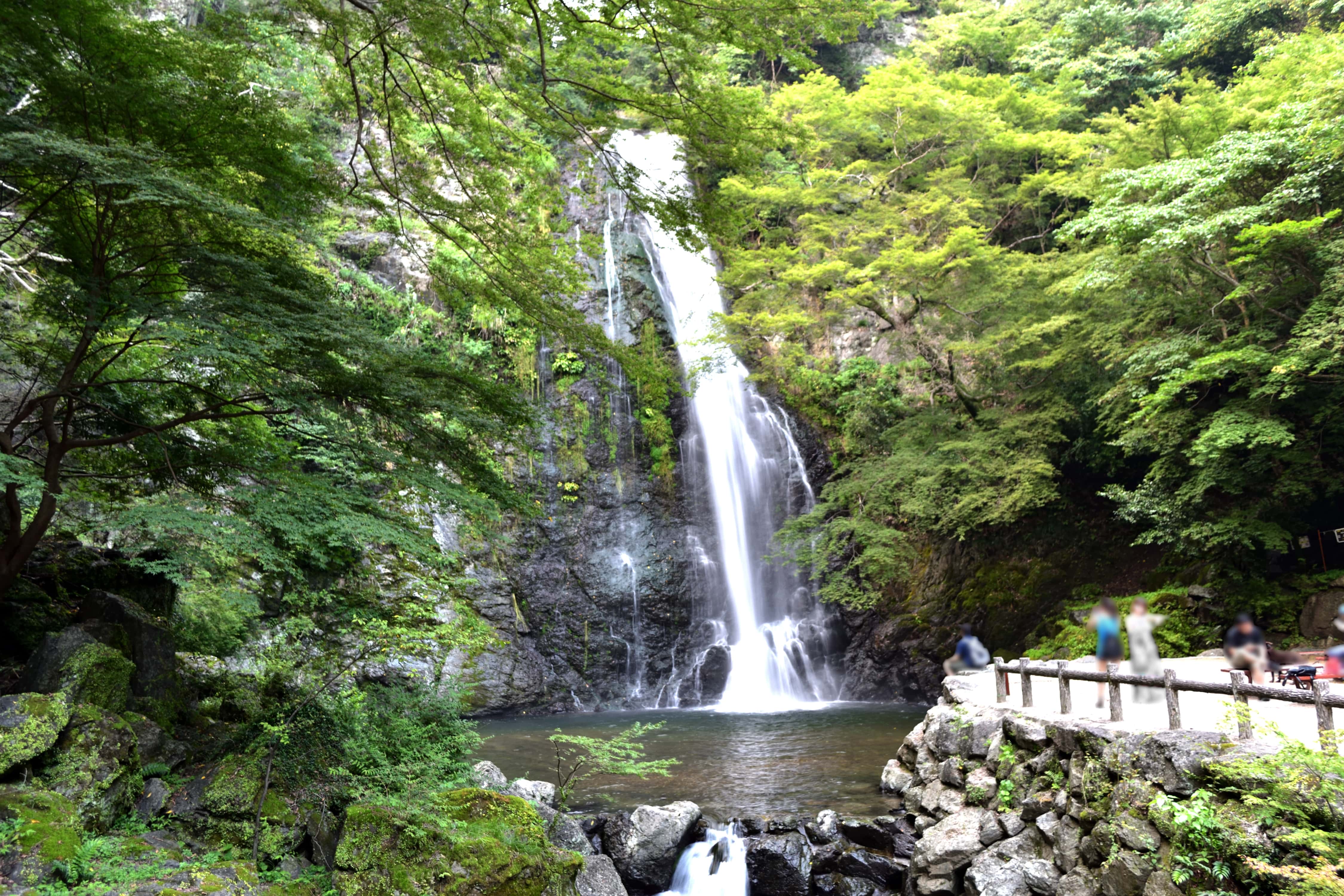 Minoo Falls