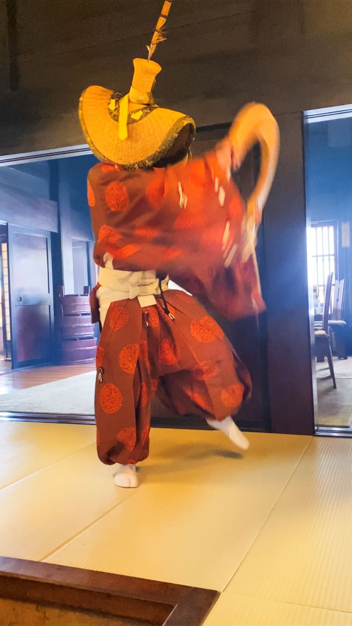 Kokiriko dance at Yusuke