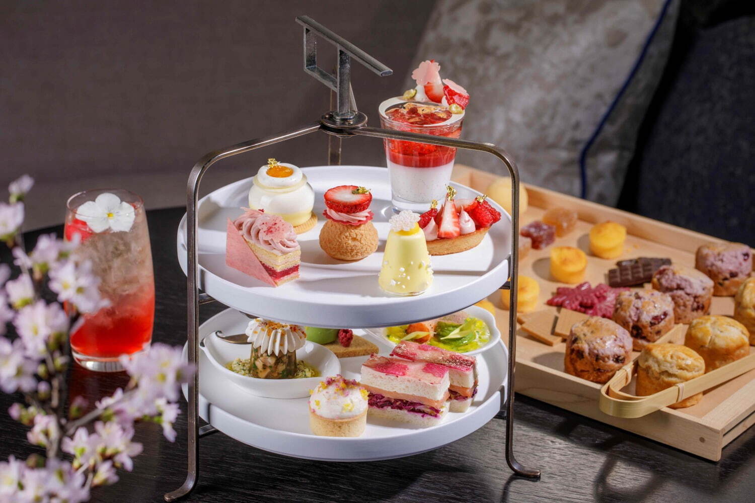 Four Seasons Hotel Tokyo Spring Afternoon Tea