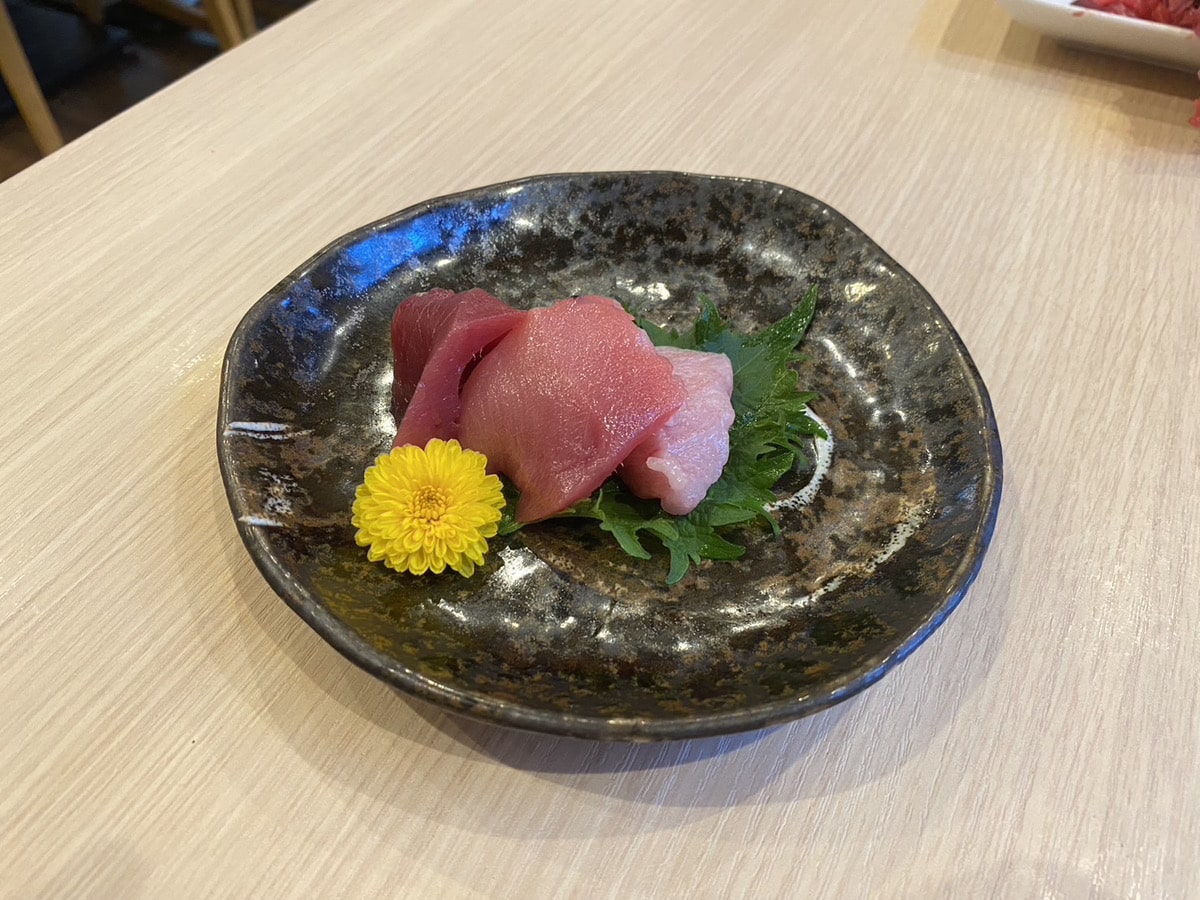 Tuna sashimi