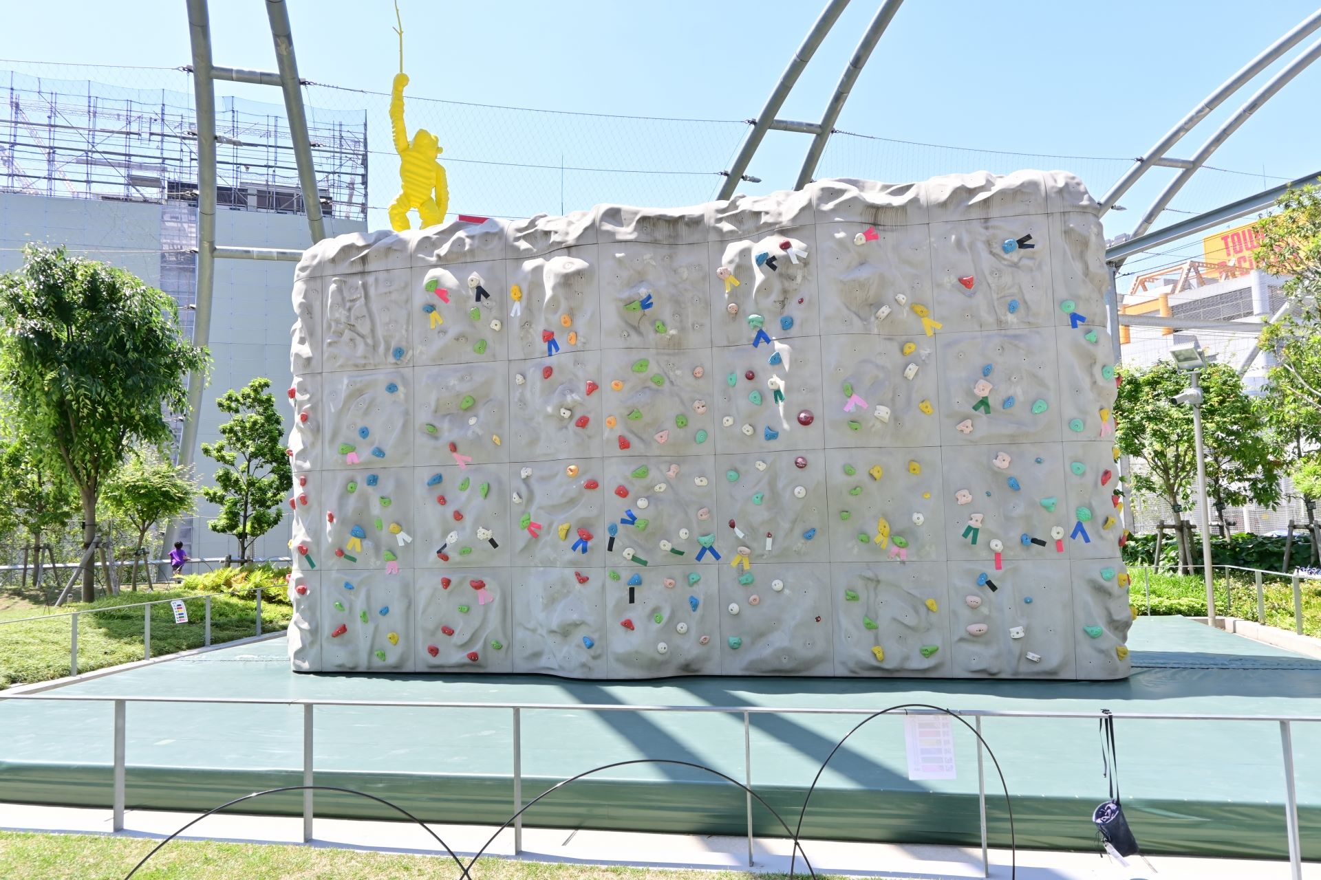 Miyashita Park Boulder Wall