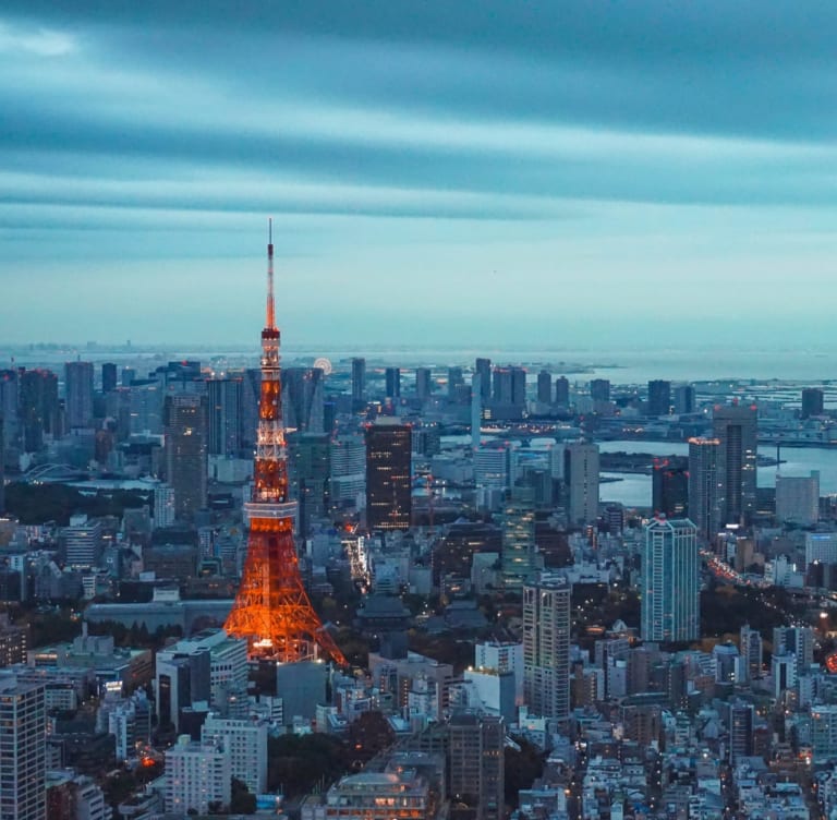 東京