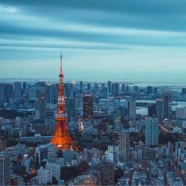 東京